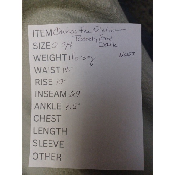 Chico's The Platinum Size 0 S/4 Short Barely Boot Dark Stretch Denim Jeans - Picture 8 of 8